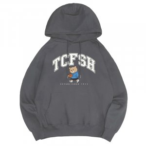 【預購至12/10,1/19陸續出貨】TCFSH立體毛巾繡小熊款落肩帽T_深灰